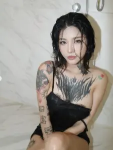 Cornne น้องคอนเน่ เน็ตไอดอล