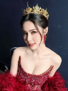 นิวหยก สุพรรณิการ์ 1 นิวหยก สุพรรณิการ์ ภาพที่ 1